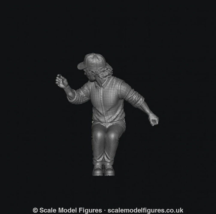 SMF9554 1:32 Scale Female Sitting Tractor Driver 2 - Figure