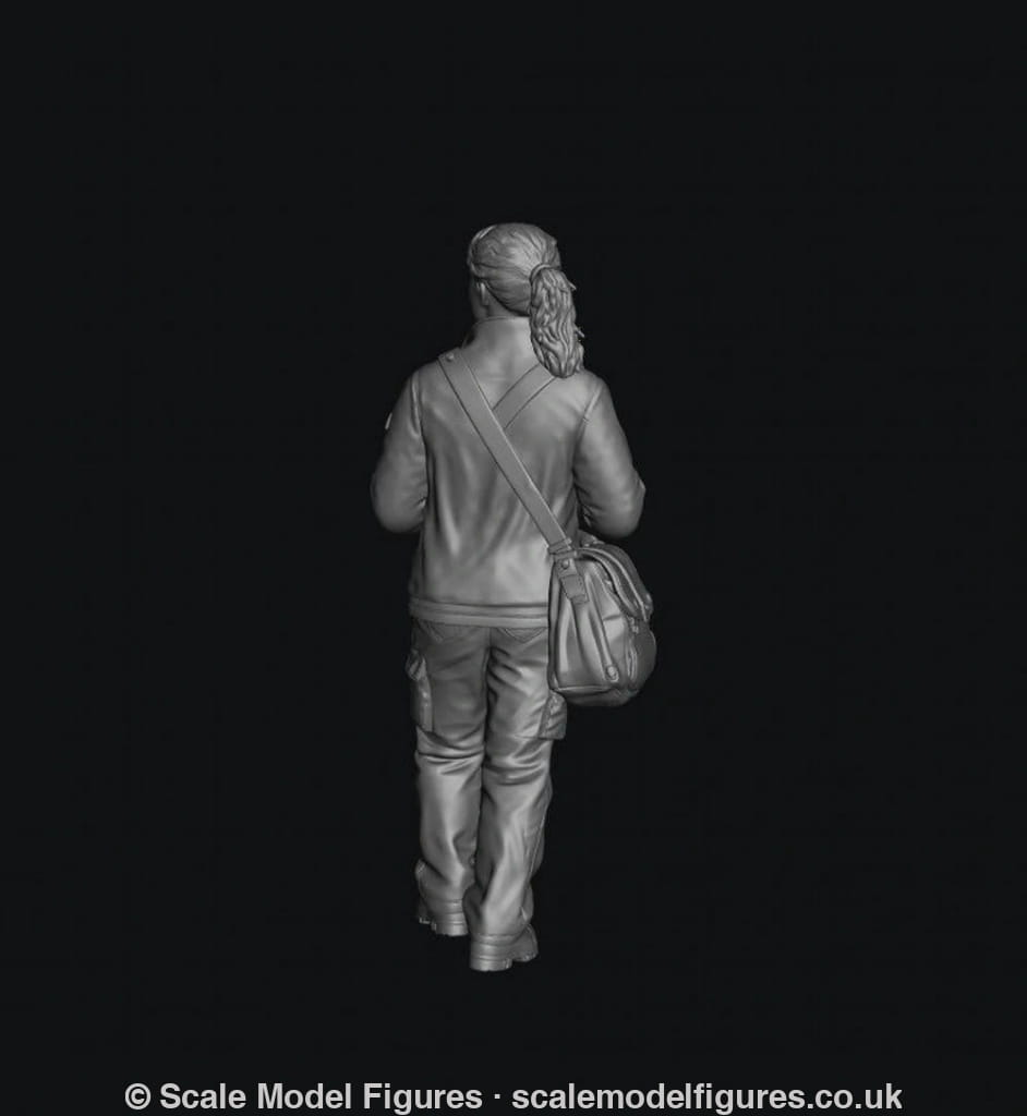 SMF9558 Postal Workers Winter 2 - Figure