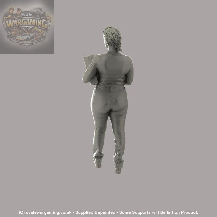 MM1147 Office girl with files Figure