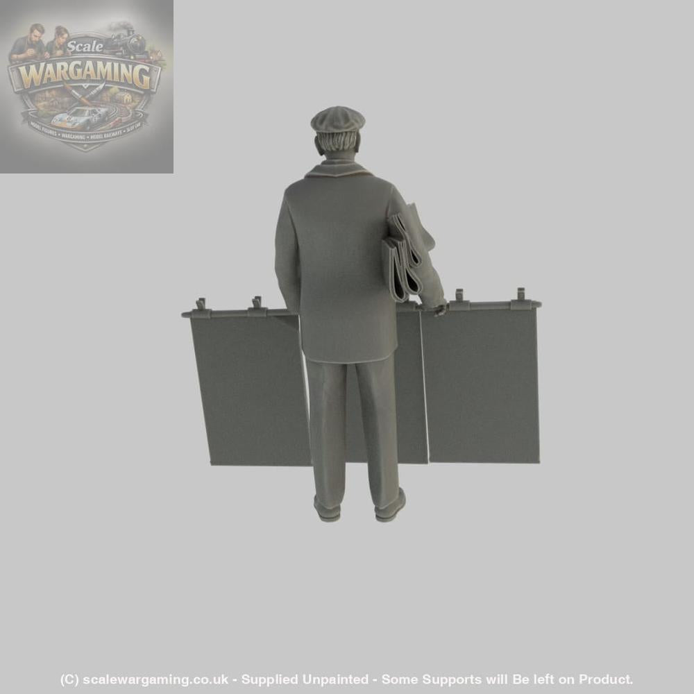 MM1167 WW2 Famous Newspaper seller Figure