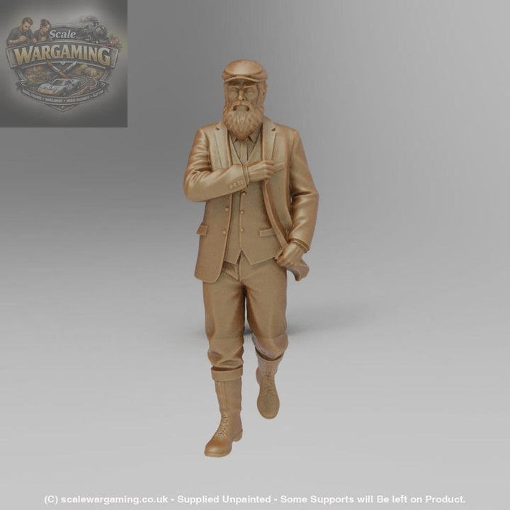 SW3015 Man in Tweeds Hill Walking - Figure