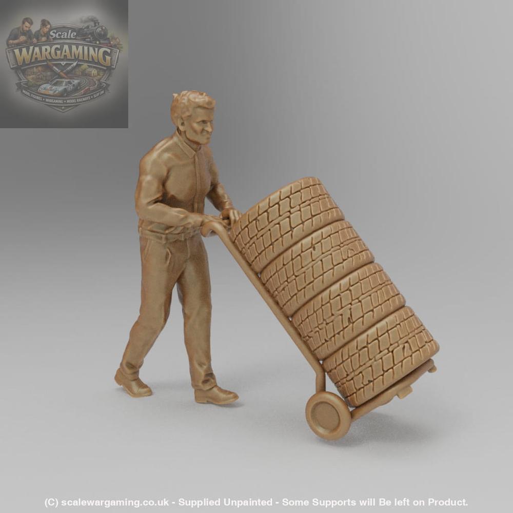 SW3017 Garage Male with Tyres - Figure