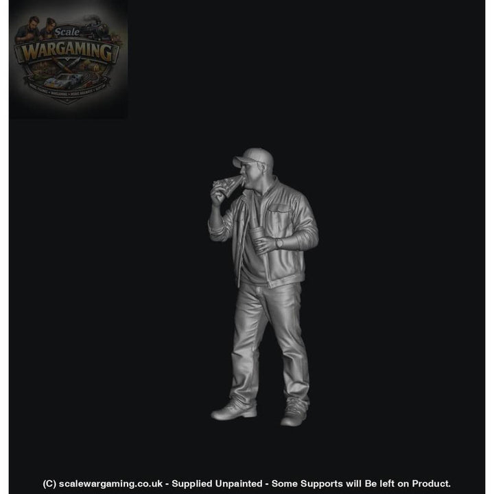SW5014 Street People - Man Eating Pizza - Figure
