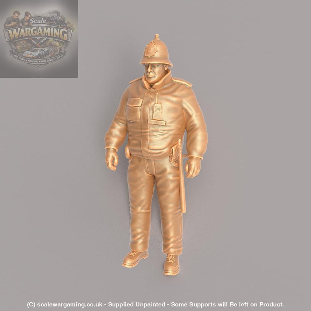 MM593 Police Officer Tall Helmet Figure