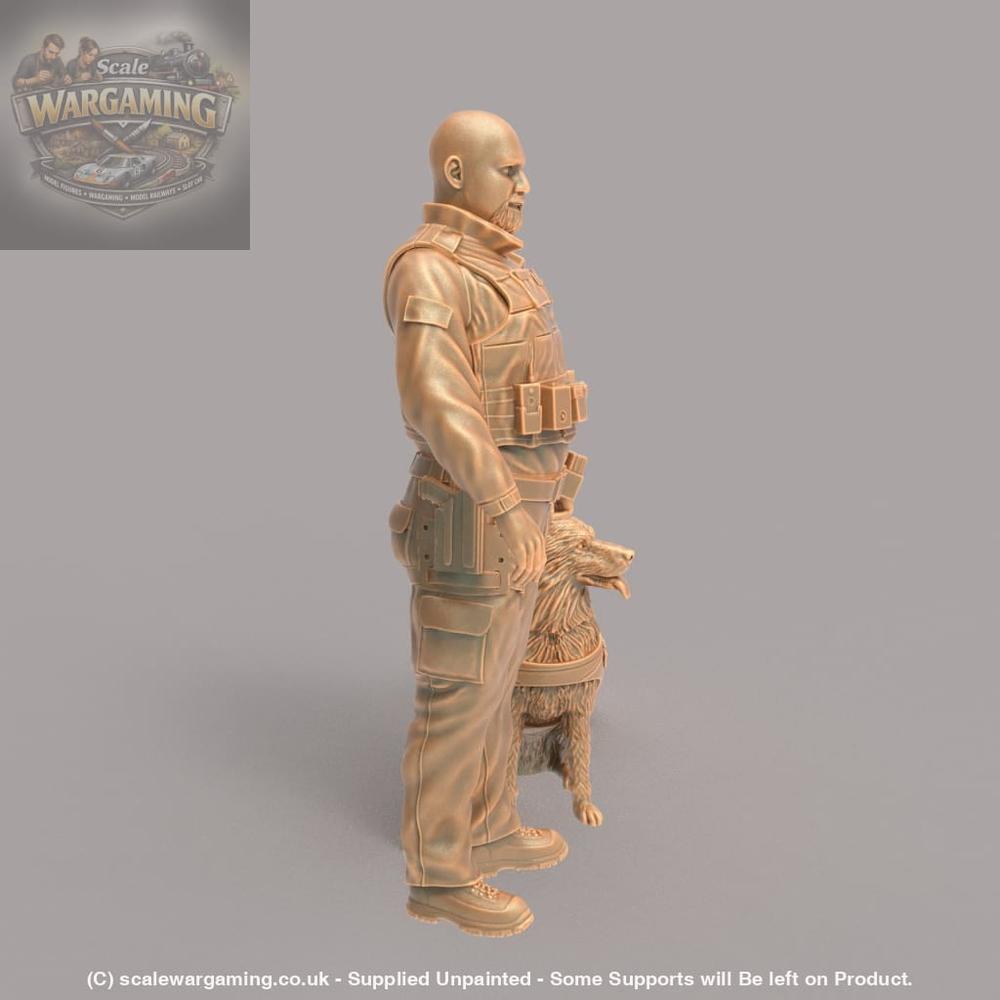 MM629 K9 Police Dog Handler - and Alsatian Figure