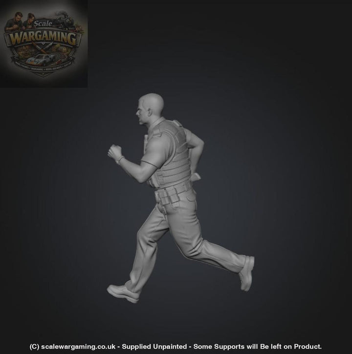 SW9223 Policeman Running and Shouting - Figure