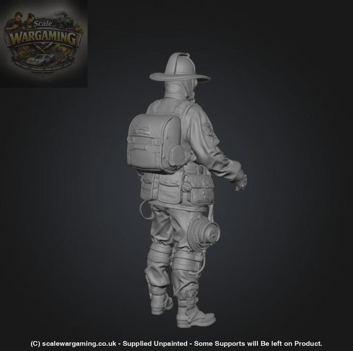 SW9264 - Steampunk - Brass Clad firefighter - Figure