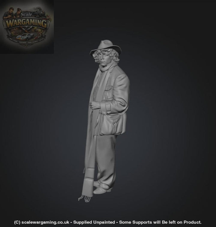 SW9267 Tom Baker - Figure