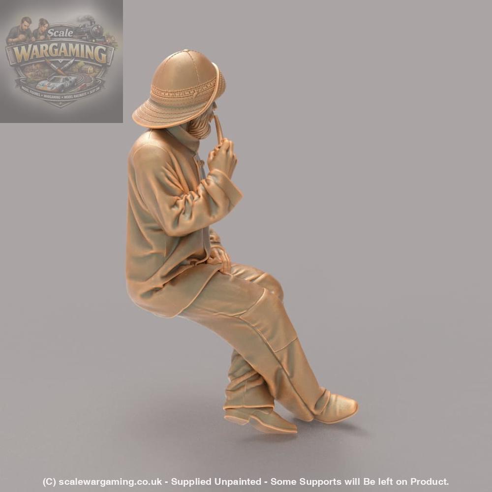 MM941 Fisherman Smoking Figure