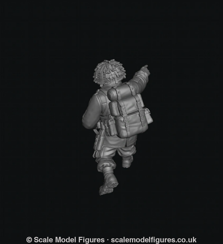 WB-UKP-002 NCO Advancing Shouting Orders with Sten Gun 1 Heroic - Wargaming Figure
