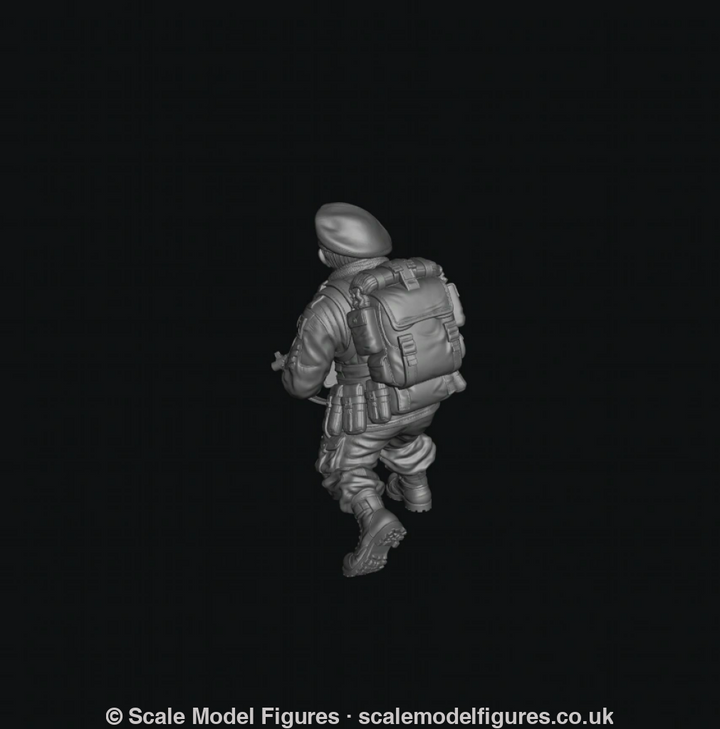 WB-UKP-002 NCO Advancing Shouting Orders with Sten Gun 2 Heroic - Wargaming Figure