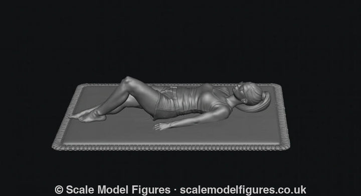 WOSC028 - Lying Around - The Sun-Seeking Tourist on Blanket - Figure
