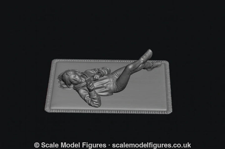 WOSC028 - Lying Around - The Teen Texting Friend - Figure