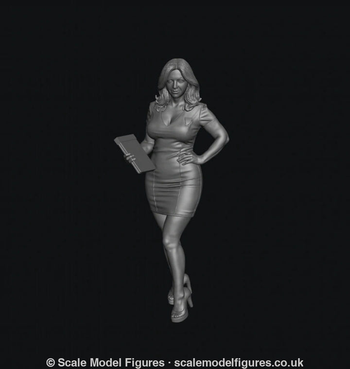WOSC029 - Queens of the Grid - Bella Knight - With Notepad - Figure